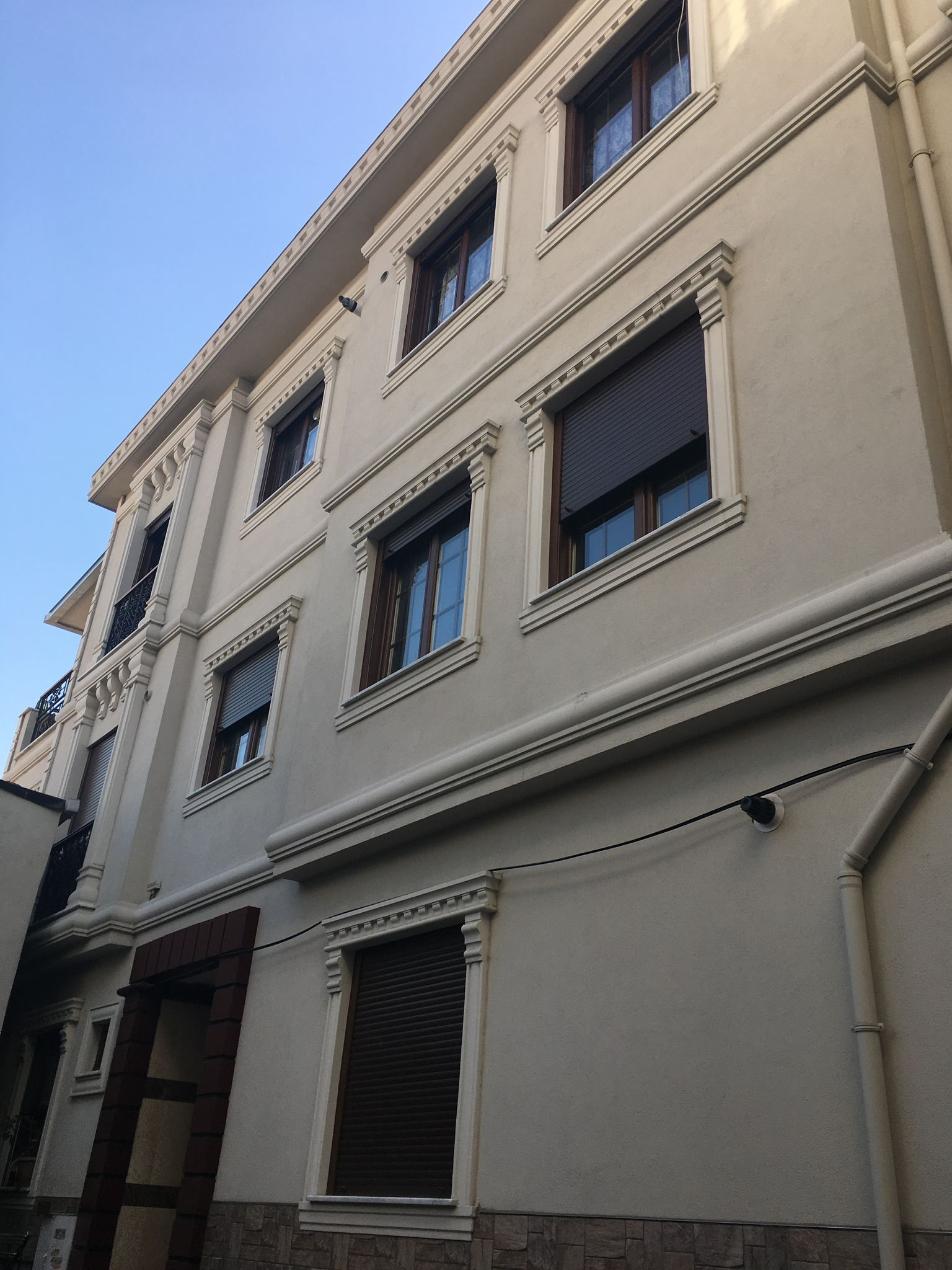 İSTANBUL TOPHANE AKYILDIZ APT.